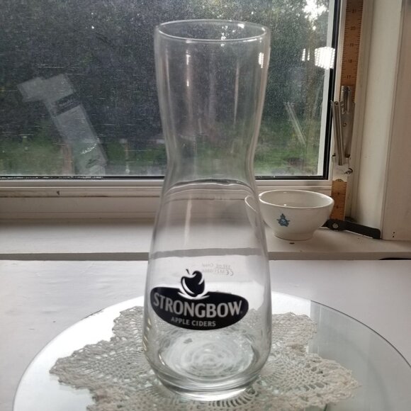 Strongbow Carafe Pitcher Apple Cider Glass New in Box 660 ml - Picture 3 of 9